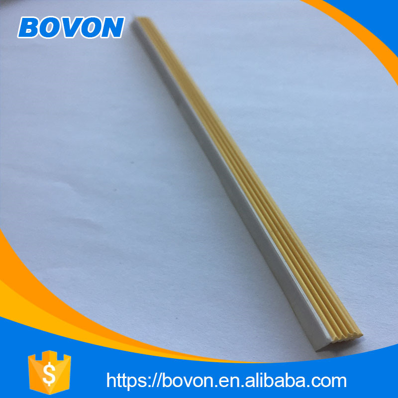 PLASTIC EXTRUSION PROFILES